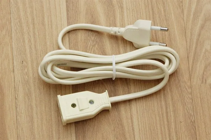 Dây điện kéo dài văn phòng là gì? Giải pháp tiện lợi cho không gian làm việc